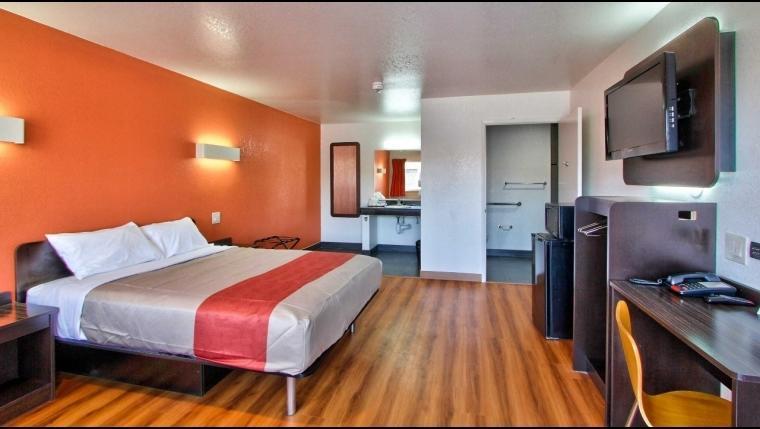 Coastal Valley Inn - Monterey Кастровил Стая снимка